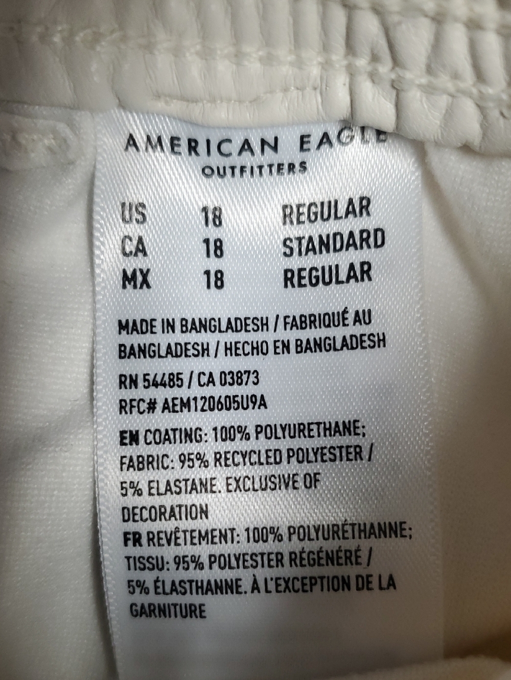 American Eagle Stretch High Waisted Vegan Leather Straight Cargo Pants Size 18 - Picture 11 of 16
